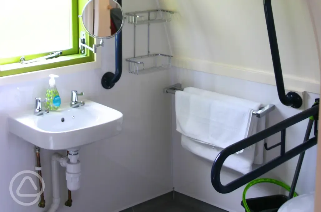 Humbleton Pod Cabin adapted bathroom