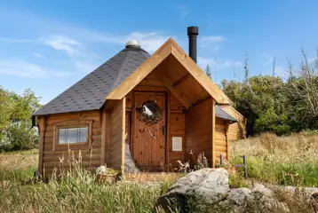 Glamping cabin with shared bathroom facilities Glamping cabin with shared bathroom facilities