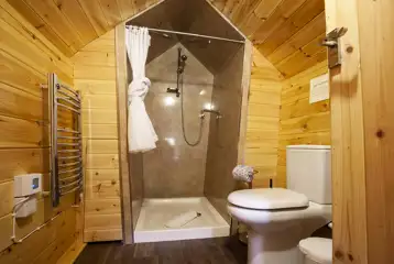 Ensuite cabin bathroom Ensuite cabin bathroom