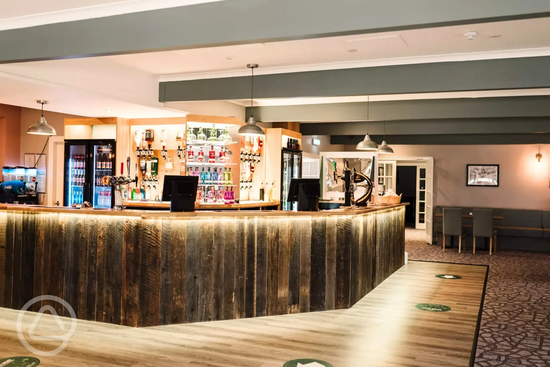 The Sands Bar and Restaurant/Grill with a full bar area