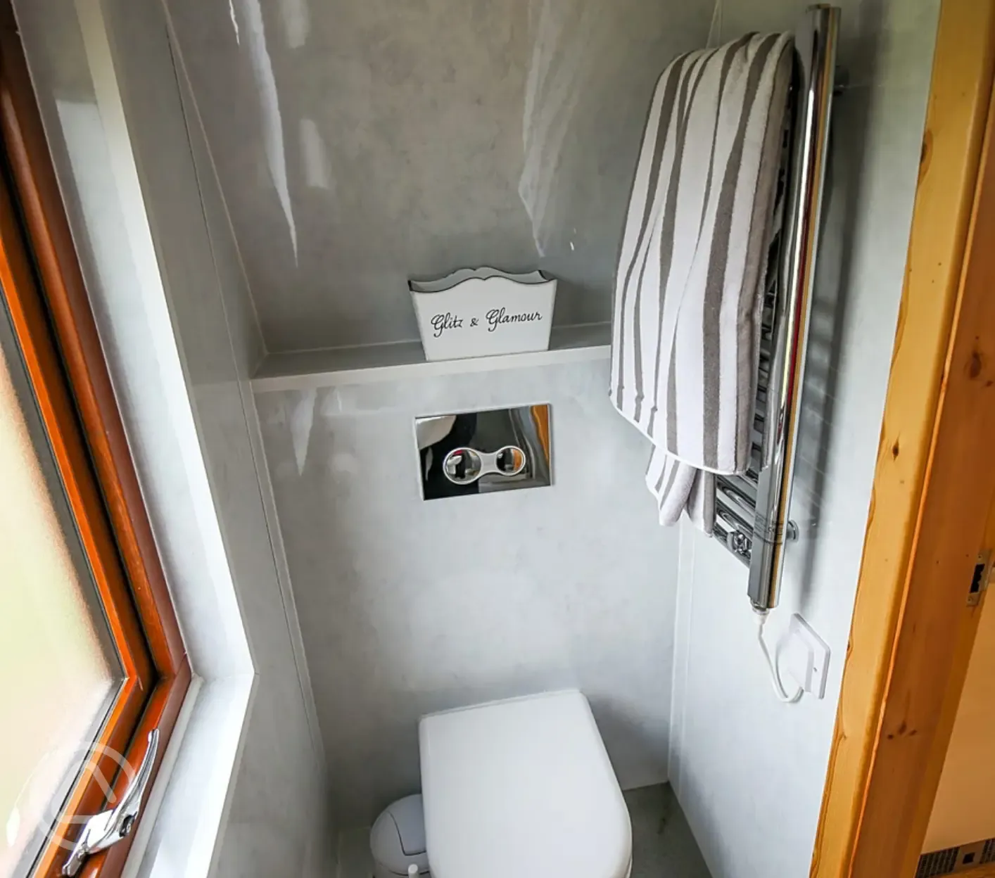 Ensuite toilet 