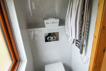 Ensuite toilet with a heated towel rail Ensuite toilet with a heated towel rail