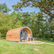 Double glamping pod