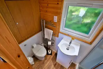 Elite ensuite glamping pod bathroom Elite ensuite glamping pod bathroom