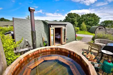 Brynteg Glamping, Brynteg, Anglesey Brynteg Glamping, Brynteg, Anglesey