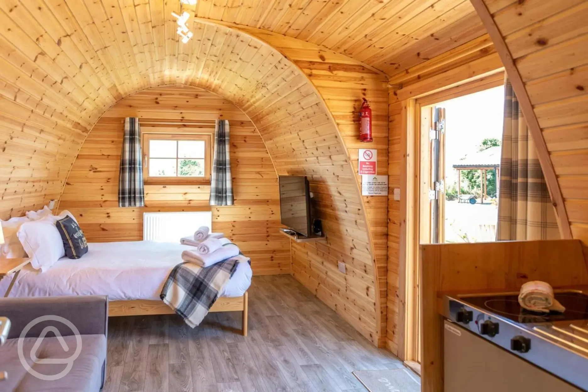 Elite plus ensuite glamping pod interior