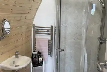 Bluebell glamping pod ensuite - pet free Bluebell glamping pod ensuite - pet free