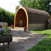 Hedgehog camping pod