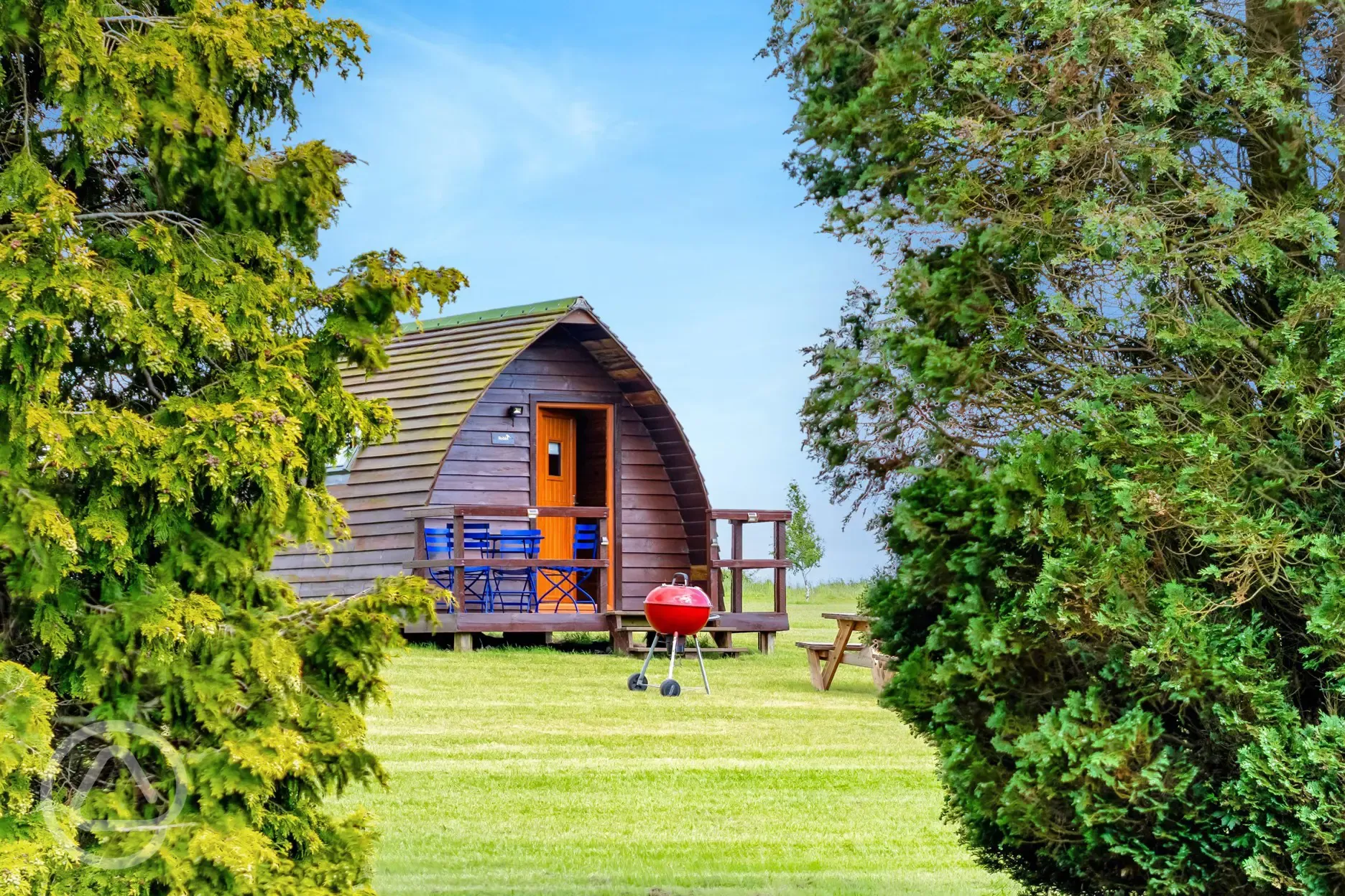 Large glamping pod