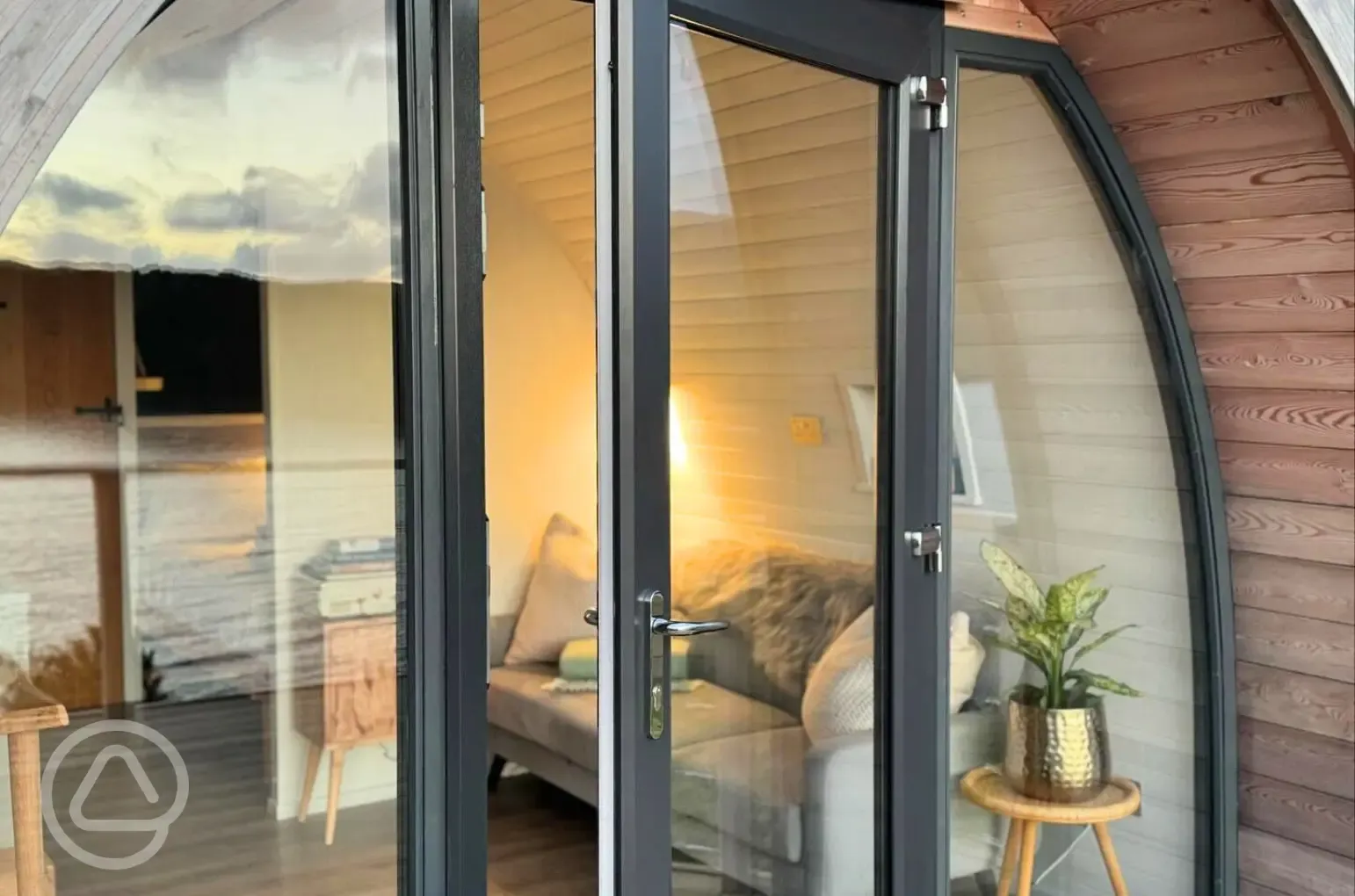 Sildvik and Sunset ensuite glamping pods