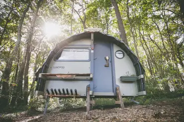 Gwithian Landpod exterior (five persons)