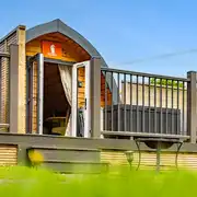Camping pods with outdoor deck areas Camping pods with outdoor deck areas