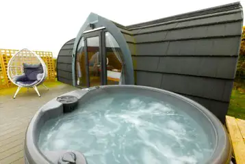 Honeymoon suite pod with hot tub