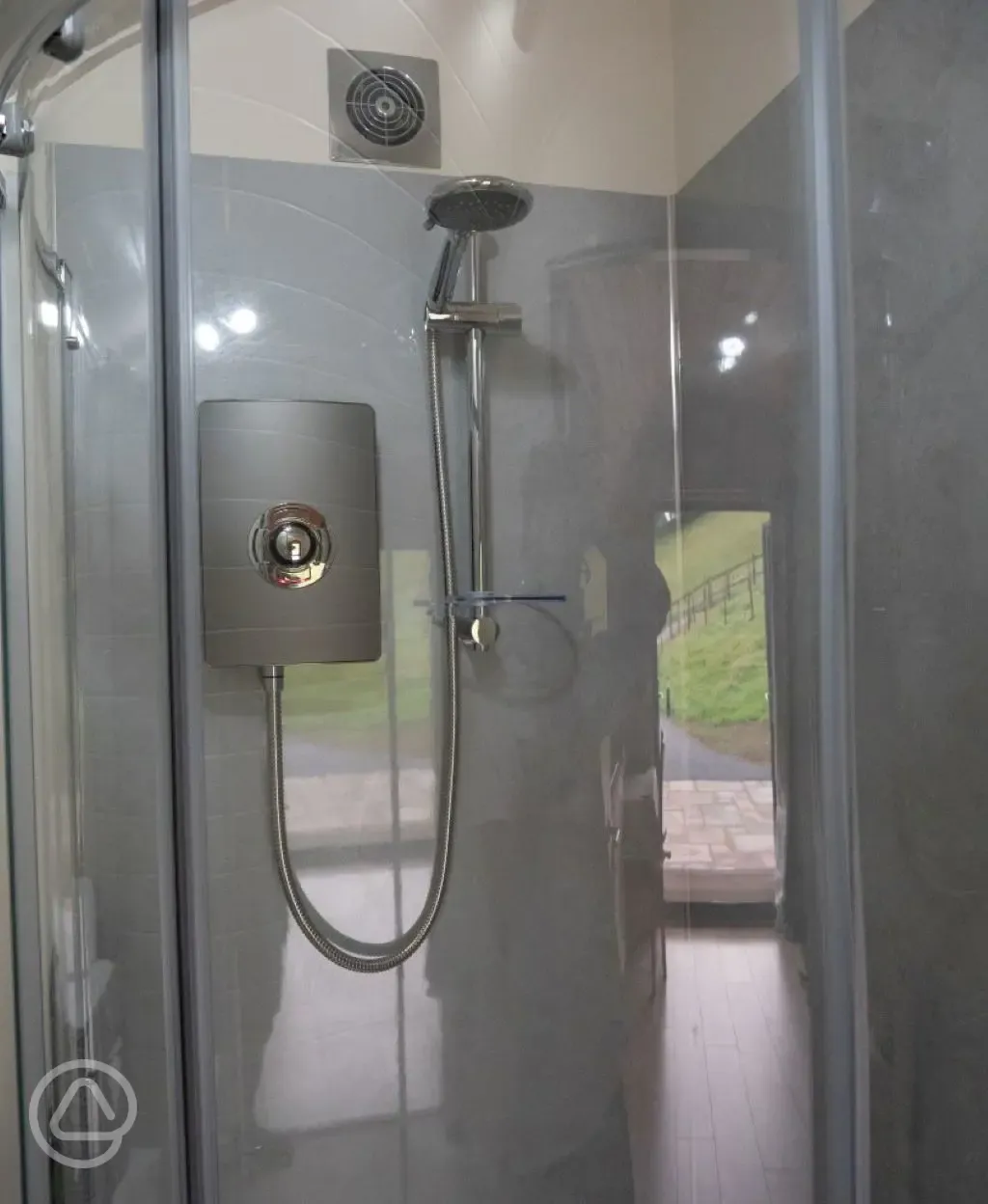 Glamping pod shower