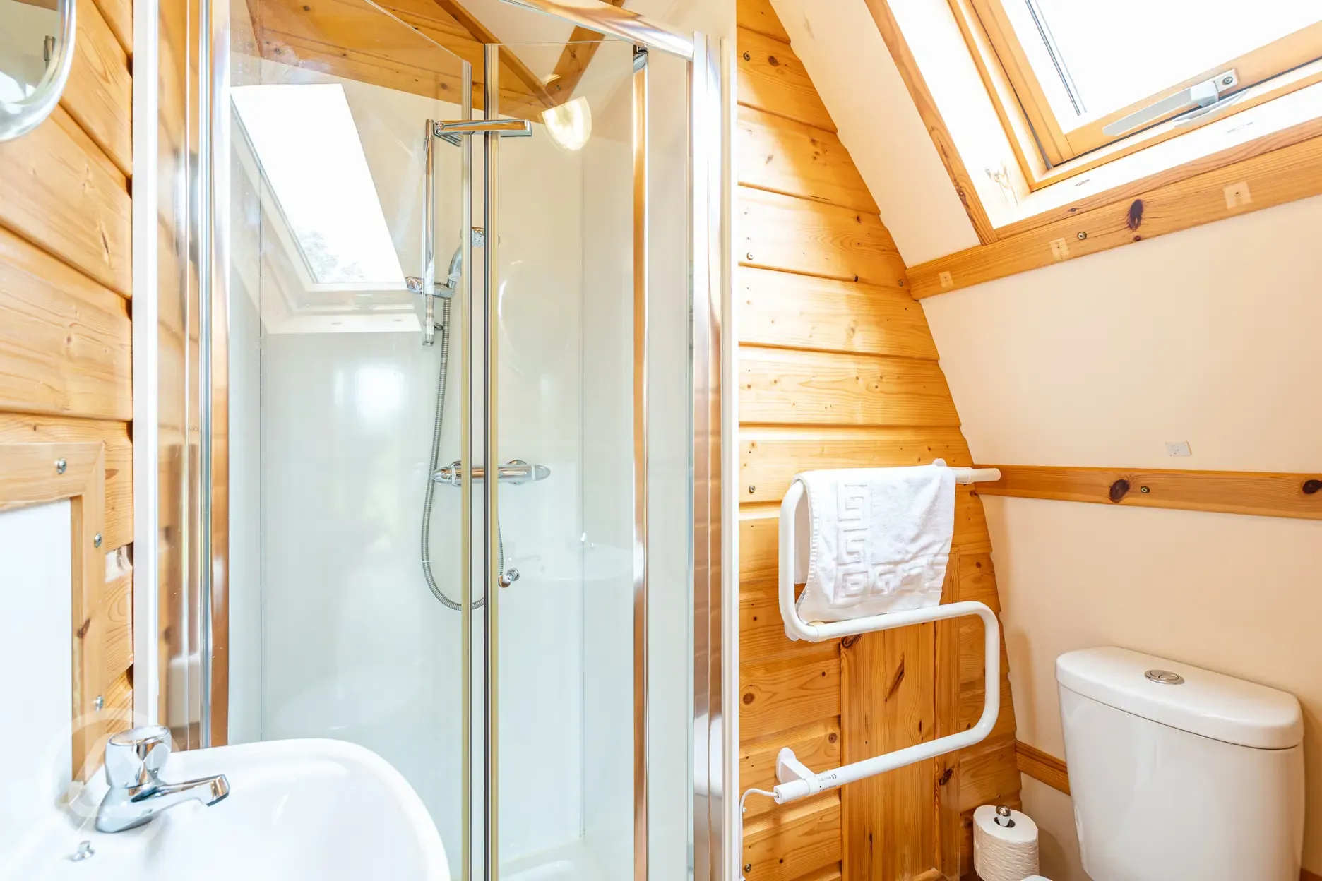 Glamping pod ensuite