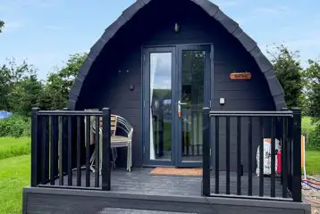 Adult only ensuite glamping pod- pet free