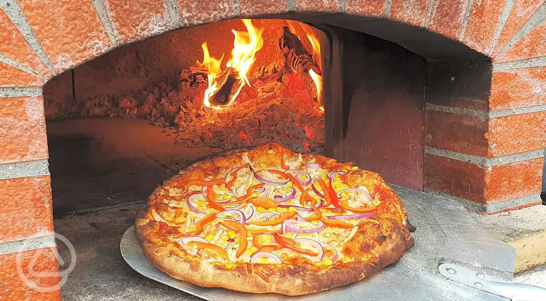 Pizza oven