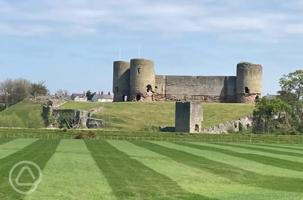 Rhuddlan Castle (ten minute walk away) Rhuddlan Castle (ten minute walk away)