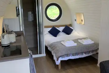 Chwefru and Irfon glamping pod interior