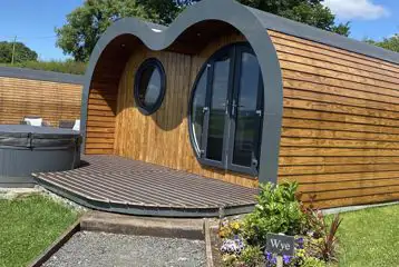 Wye glamping pod