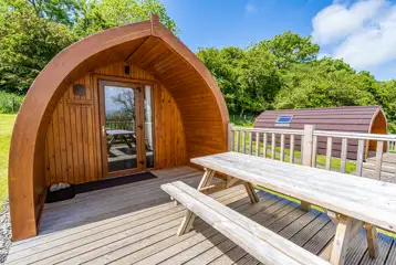 Glamping pod outdoor deck and picnic bench
