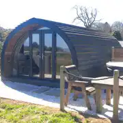 Robin glamping pod and hot tub Robin glamping pod and hot tub