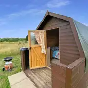 Log pod exterior, sleeping up to 3 people and dogs welcome Log pod exterior, sleeping up to 3 people and dogs welcome