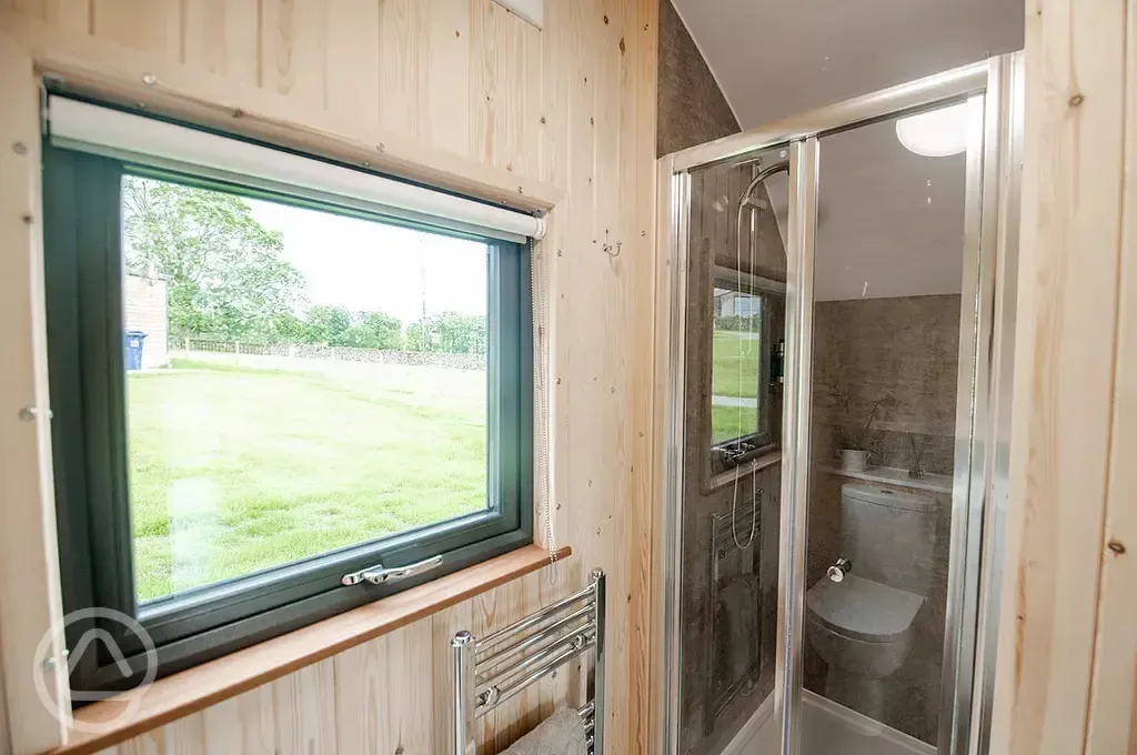 Glamping pod ensuite