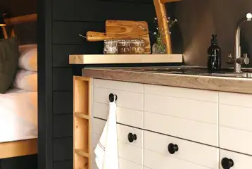 Quarry pod kitchenette with fridge, freezer box, microwave, kettle and toaster Quarry pod kitchenette with fridge, freezer box, microwave, kettle and toaster