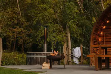 Quarry pods with hot tubs