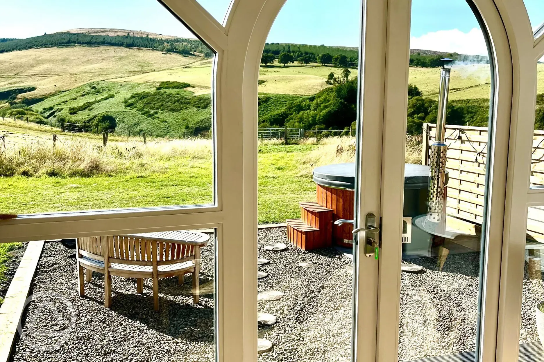 Heather ensuite pod views and hot tub