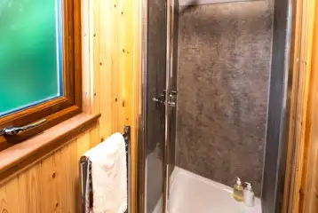 Primate pod ensuite with shower Primate pod ensuite with shower