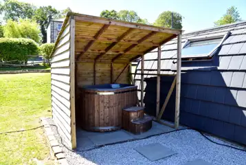 Glamping pod with hot tub Glamping pod with hot tub