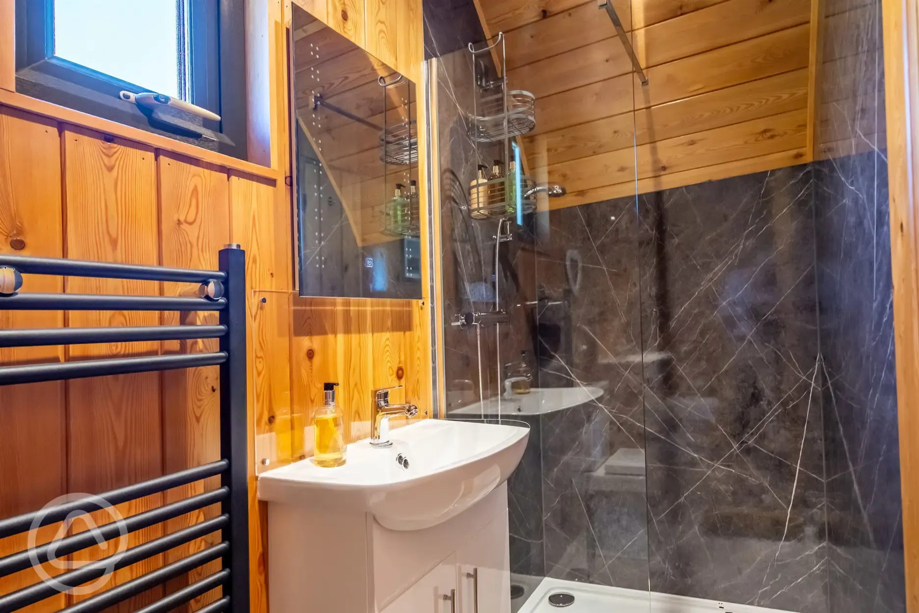 Glamping pod ensuite bathroom