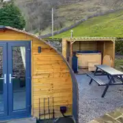 Pheasant pod hot tub