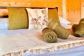 Hyssop glamping cabin double bed Hyssop glamping cabin double bed