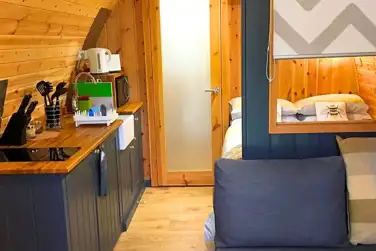 Coiltie Glampod, Drumnadrochit, Highlands Coiltie Glampod, Drumnadrochit, Highlands