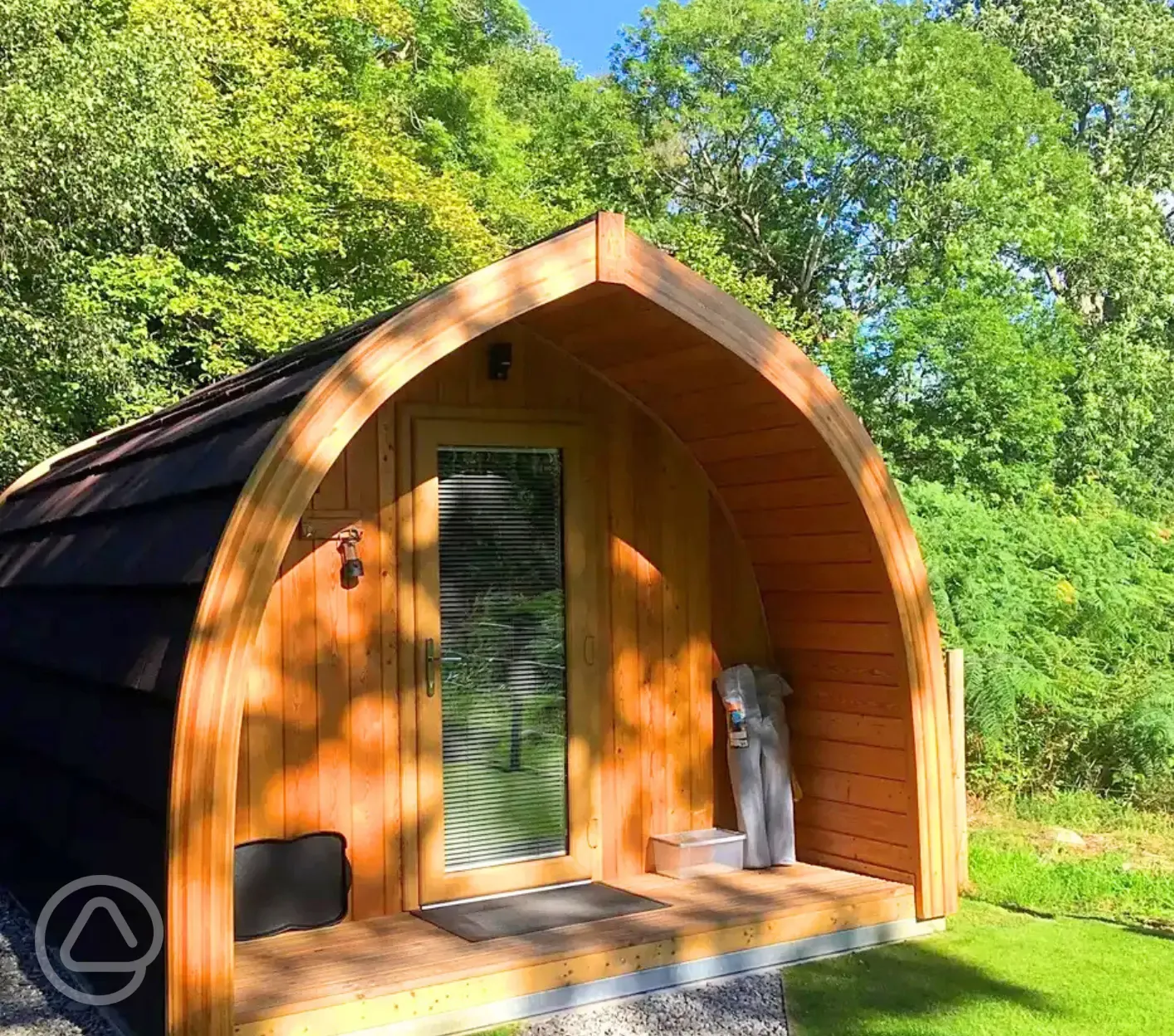 Colite Glampod external decking area Colite Glampod external decking area