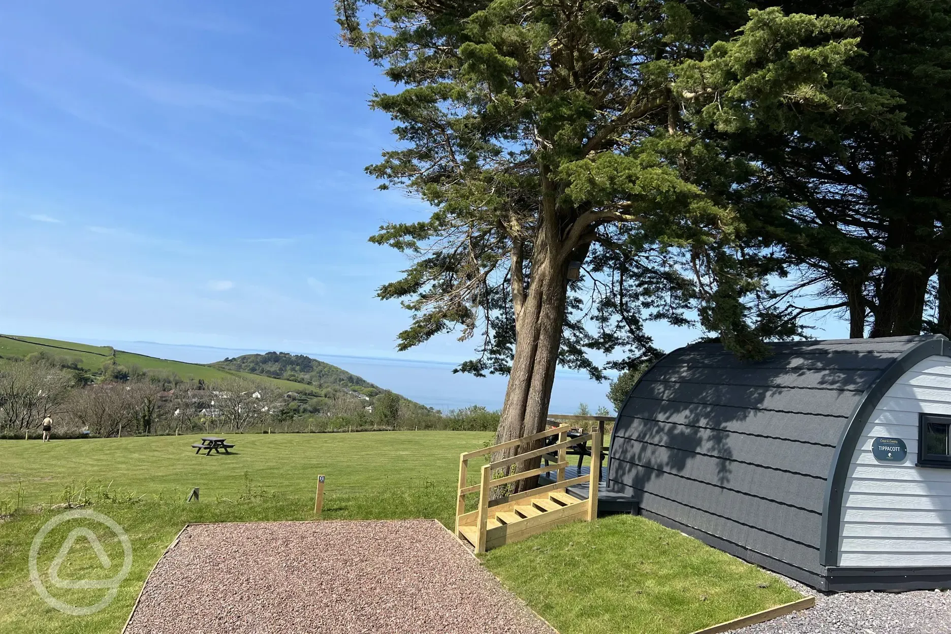 Glamping pod with sea views 