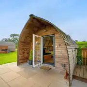 Smardale ensuite glamping pod with optional hot tub