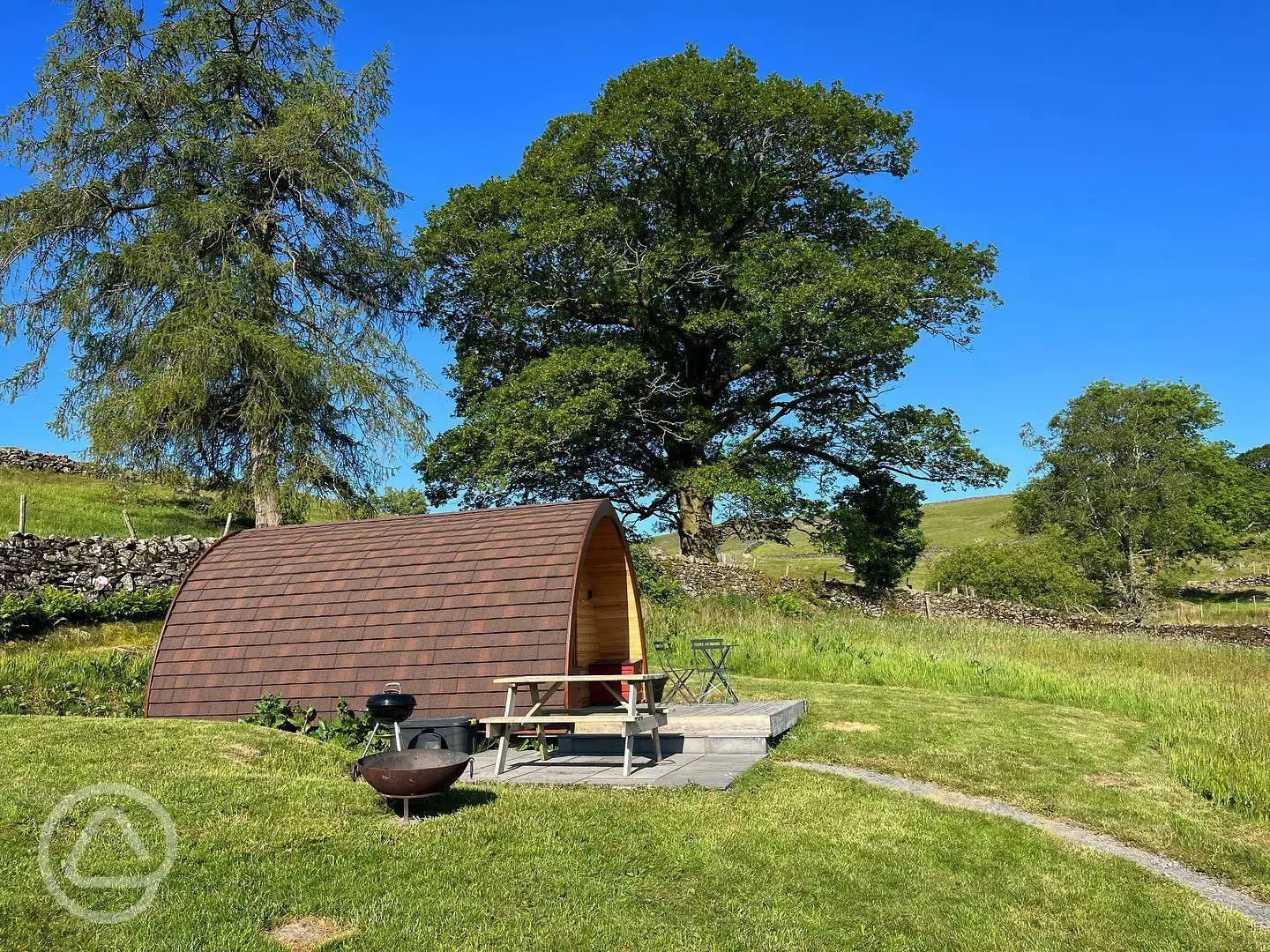 Glamping pod outdoor area