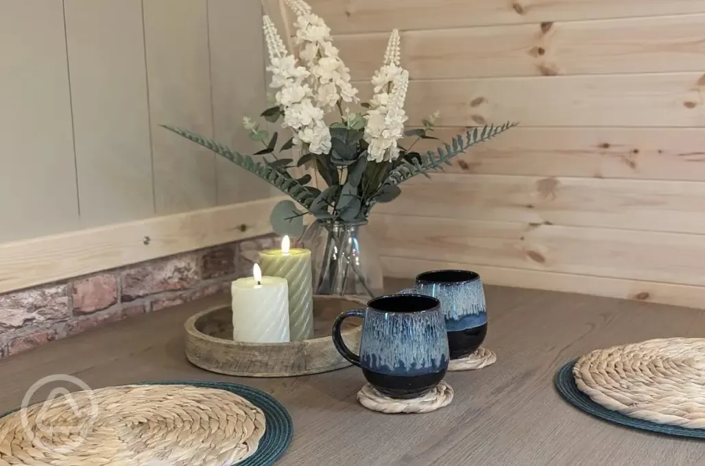 Bramble ensuite glamping pod interior