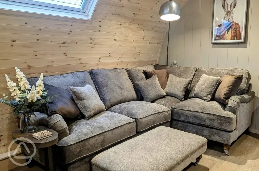 Bramble ensuite glamping pod interior
