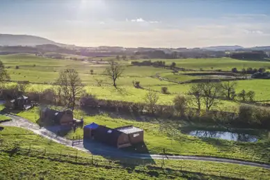 Hedgerow Luxury Glamping Hedgerow Luxury Glamping