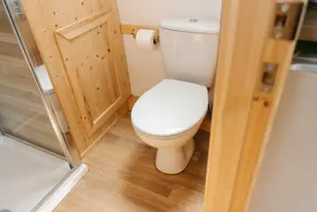 Glamping pod ensuite toilet 