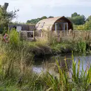 Bowcliffe pod overlooking the pond