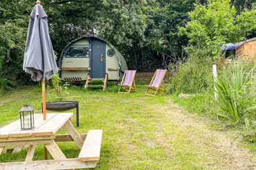 Small landpod