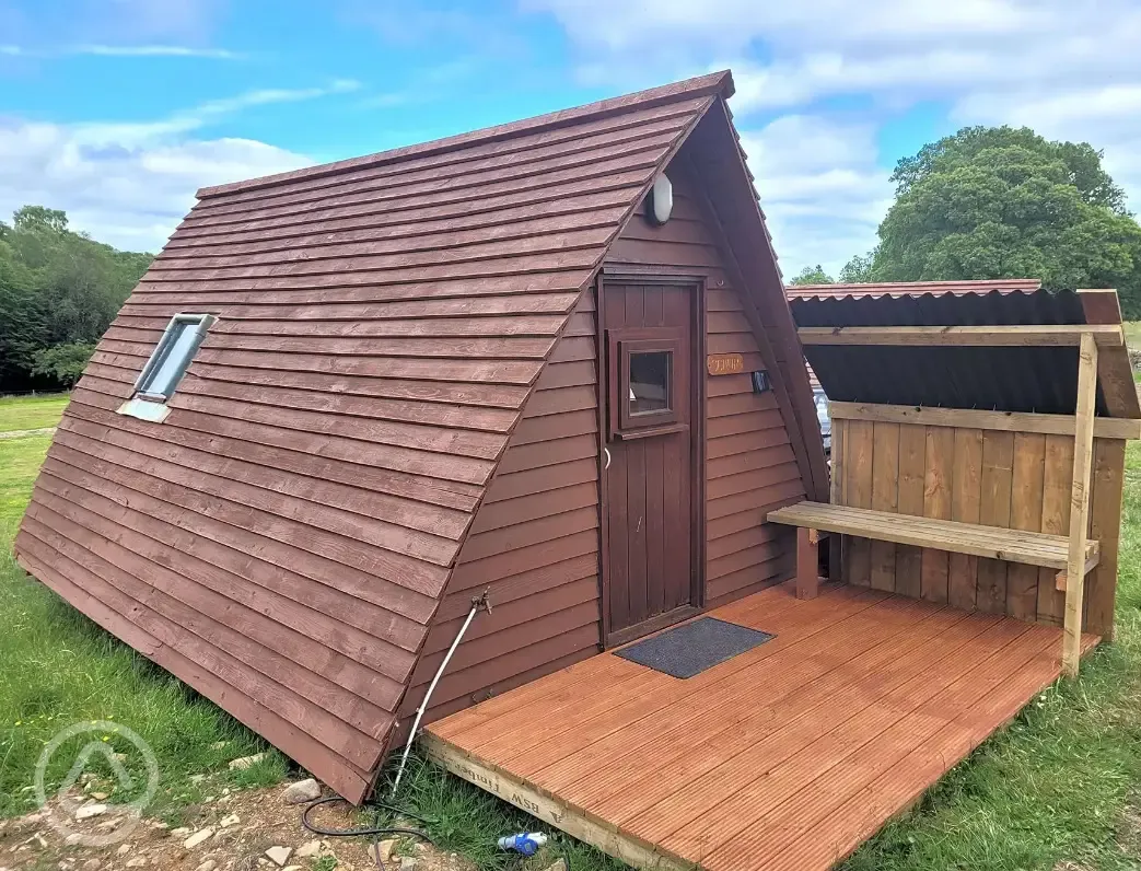 Apex glamping pod