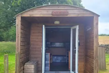 Bunkbed glamping pod