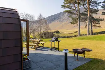 Glamping pod outdoor area